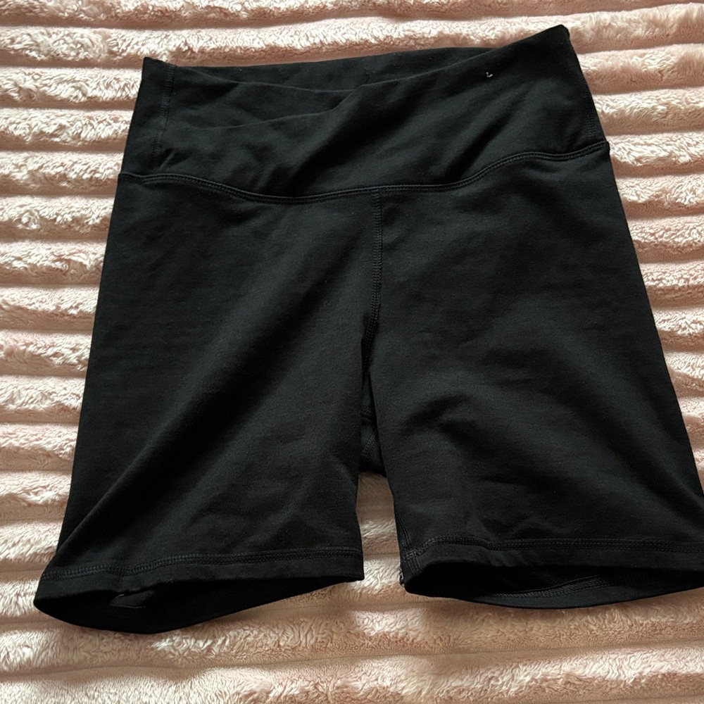 Old Navy Black Women's Bike Shorts